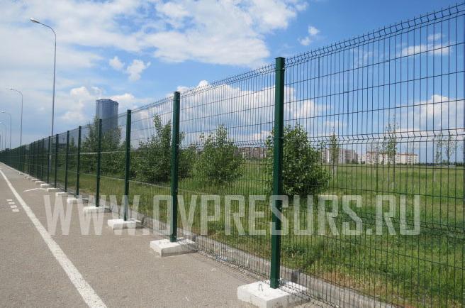 Стоянка автотранспорта на территории старого аэропорта, объект 27-й Всемирной универсиады в Казани
